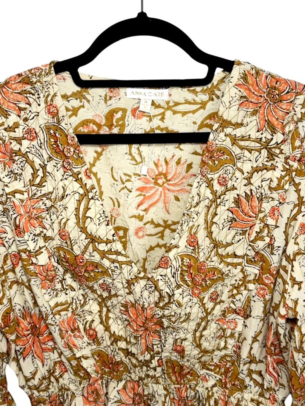 ANNA CATE Kara Puff Sleeve Block Print Peplum Top - Picture 4 of 7